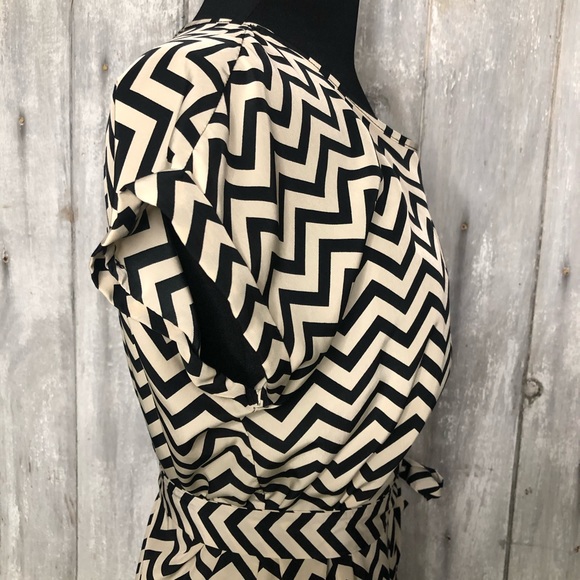 Chevron dress - Picture 3 of 4